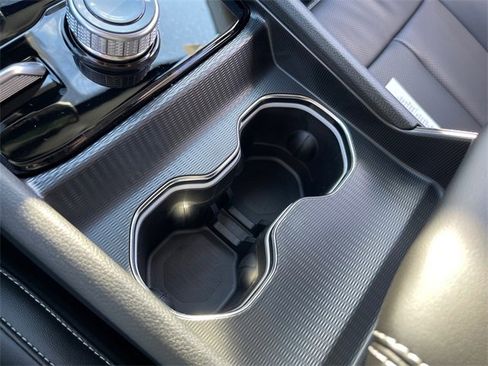 New 2024 Jeep Grand Cherokee L Limited w/ Luxury Tech Group II image 15