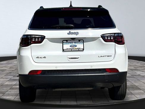 Used 2025 Jeep Compass Limited AWD/4WD image 5