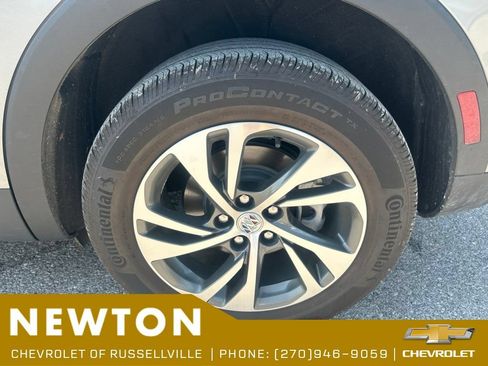 Used 2023 Buick Envision Essence FWD image 15