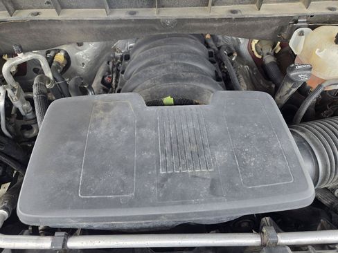 Used 2019 GMC Sierra 1500 SLT AWD/4WD image 30