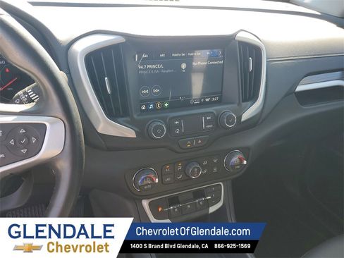 Used 2022 GMC Terrain SLT image 24