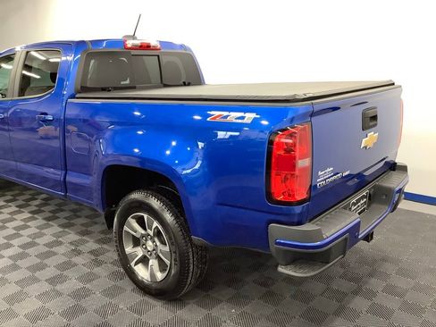 Used 2019 Chevrolet Colorado Z71 AWD/4WD image 3