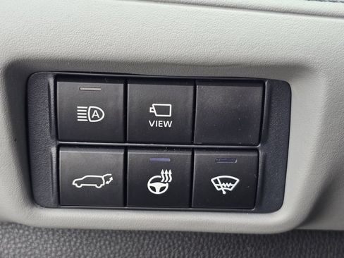 Used 2021 Toyota Highlander Platinum AWD/4WD image 19