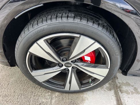 New 2025 Audi SQ5 Premium Plus AWD/4WD image 11