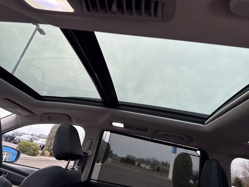 Used 2021 Subaru Ascent Limited w/ Technology Package image 24