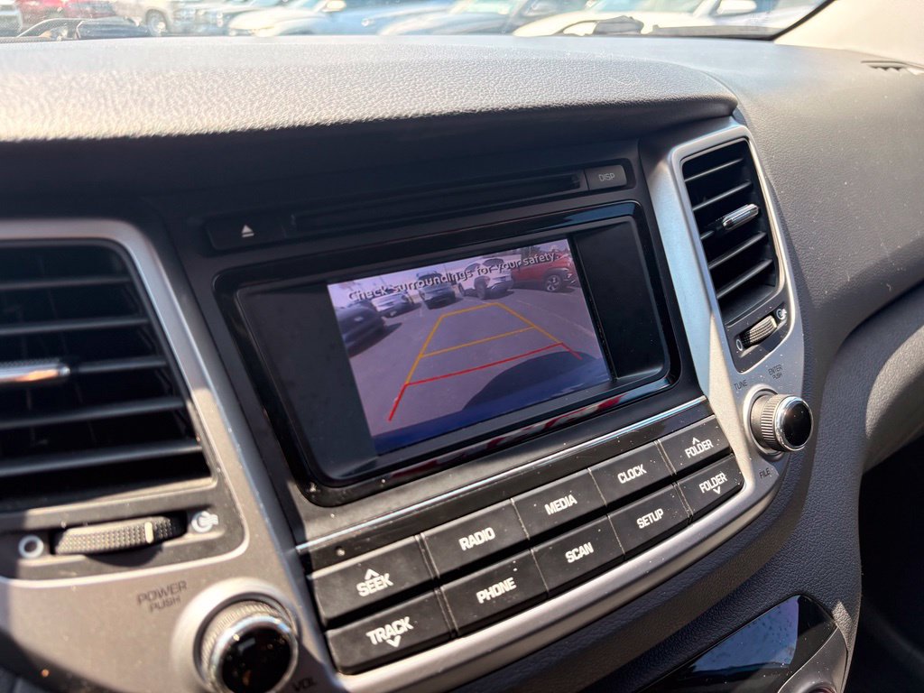 Used 2018 Hyundai Tucson SE w/ Cargo Package FWD image 17