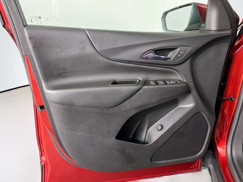 Used 2022 Chevrolet Equinox LT FWD image 19