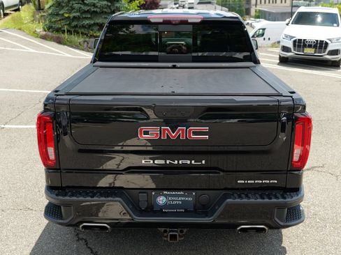 Used 2020 GMC Sierra 1500 Denali w/ Denali Ultimate Package AWD/4WD image 9