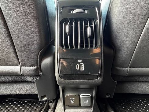 Used 2022 Jeep Compass Trailhawk w/ Trailhawk Convenience Group AWD/4WD image 19