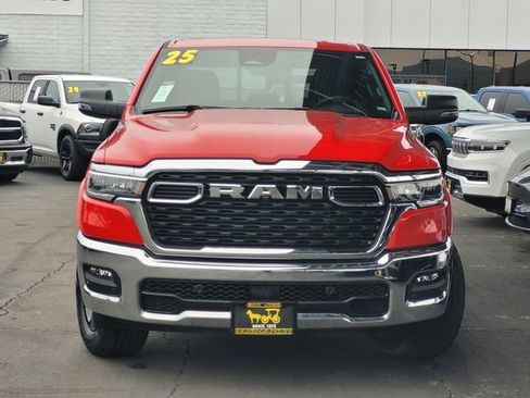 Used 2025 RAM 1500 Big Horn AWD/4WD image 2