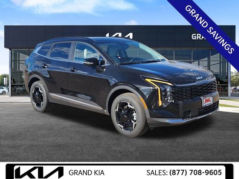 New 2026 Kia Sportage EX image 2