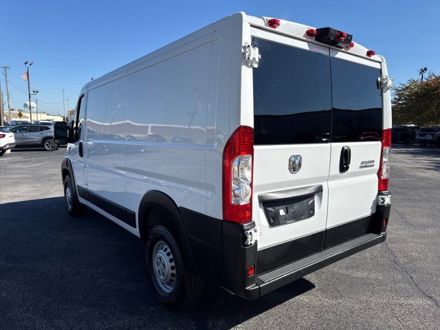 Used 2025 RAM ProMaster 2500 w/ U-Haul Equipment Group FWD image 6
