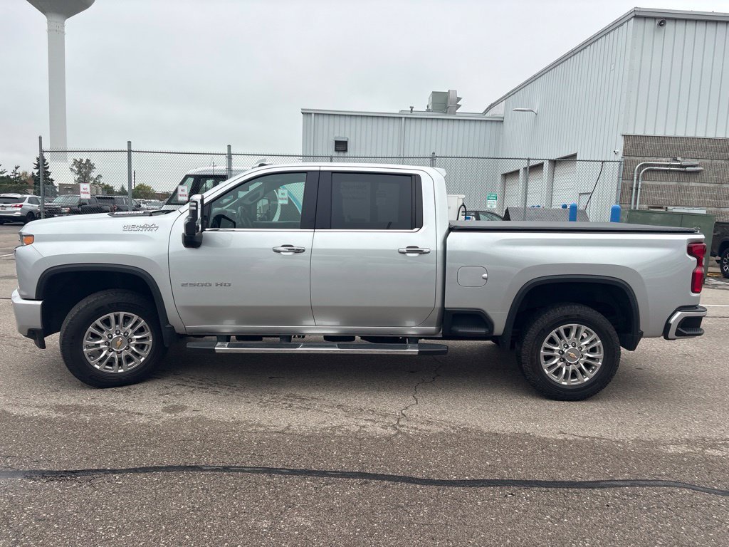 Used 2022 Chevrolet Silverado 2500 High Country w/ Safety Package II AWD/4WD image 5