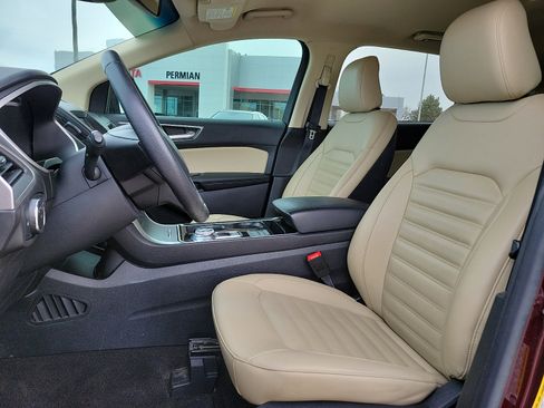 Used 2020 Ford Edge SEL w/ Convenience Package image 12