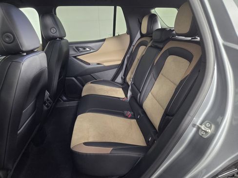 Used 2026 Chevrolet Equinox ACTIV AWD/4WD image 24