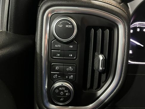 Used 2021 GMC Sierra 1500 AT4 w/ AT4 Premium Package AWD/4WD image 12