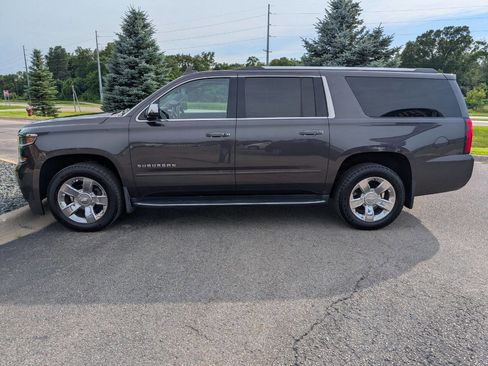 Used 2017 Chevrolet Suburban Premier image 5