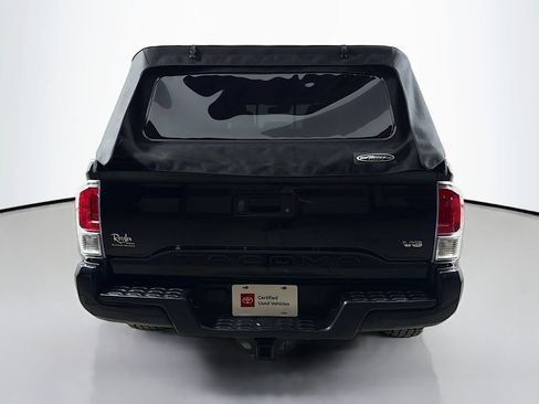 Certified 2023 Toyota Tacoma TRD Sport AWD/4WD image 7