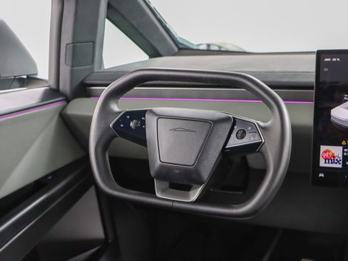 Used 2024 Tesla Cybertruck Cyberbeast AWD/4WD image 12