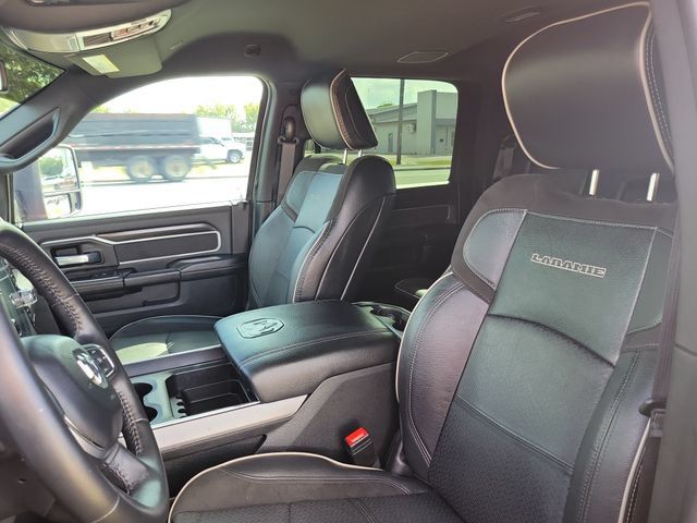 Used 2024 RAM 3500 Laramie w/ Night Edition AWD/4WD image 15