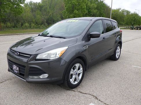 Used 2016 Ford Escape SE FWD image 1