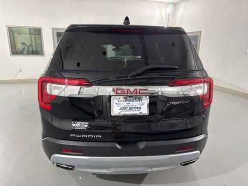 Used 2022 GMC Acadia SLE image 10