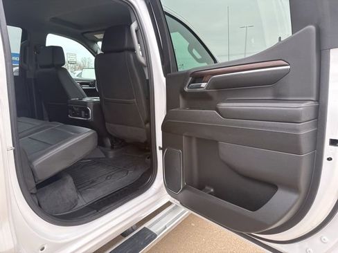 Used 2024 GMC Sierra 1500 SLT w/ SLT Premium Plus Package AWD/4WD image 41