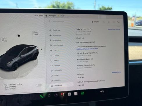 Used 2023 Tesla Model Y Long Range AWD/4WD image 24