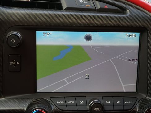 Used 2015 Chevrolet Corvette Z06 w/ 3LZ Preferred Equipment Group image 19