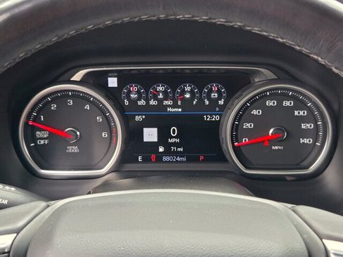 Used 2021 Chevrolet Suburban Premier RWD image 19