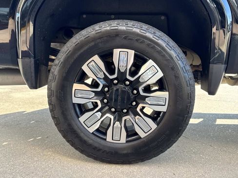 Used 2024 GMC Sierra 2500 Denali w/ Denali Reserve Package image 14