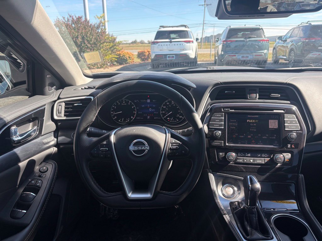 Used 2023 Nissan Maxima Platinum w/ Sport Mat Group FWD image 17