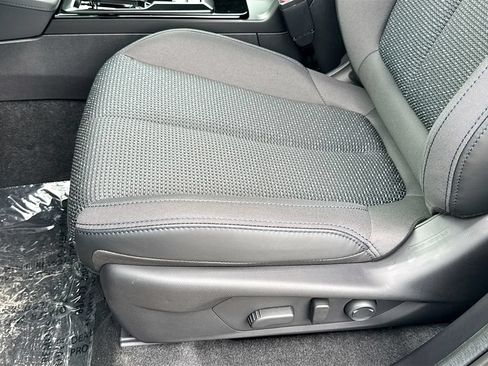 New 2026 Subaru Forester Premium AWD/4WD image 24