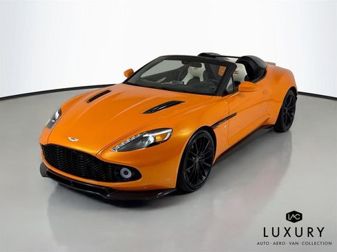 Used 2018 Aston Martin Vanquish Zagato RWD image 4