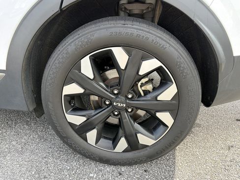 Used 2023 Kia Sportage X-Line w/ X-Line Premium Package AWD/4WD image 10