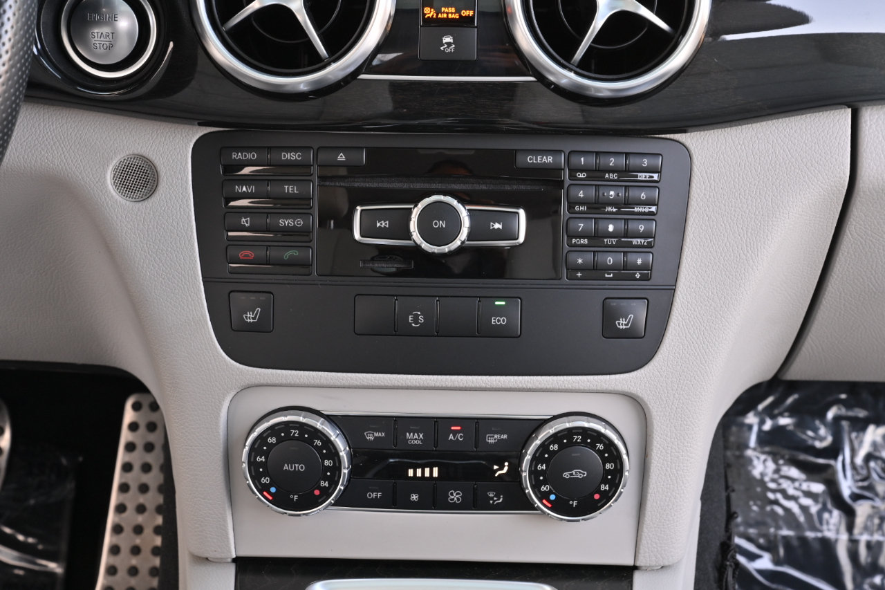 Used 2015 Mercedes-Benz GLK 350 2WD image 25