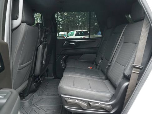 Used 2026 Chevrolet Tahoe LS AWD/4WD image 11