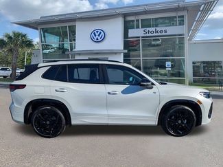 New 2026 Volkswagen Tiguan SE R-Line FWD video 3