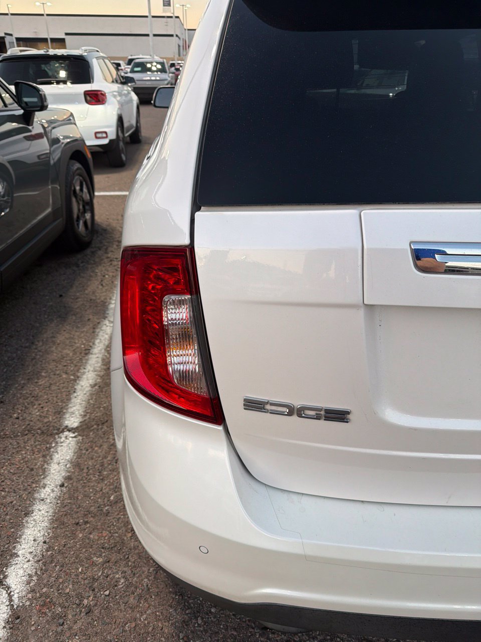 Used 2013 Ford Edge Limited FWD image 14