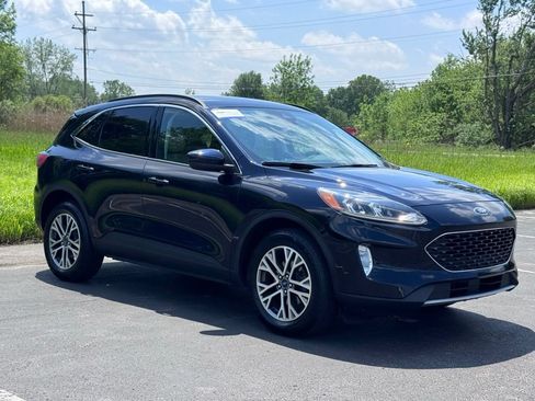 Certified 2021 Ford Escape SEL AWD/4WD image 6