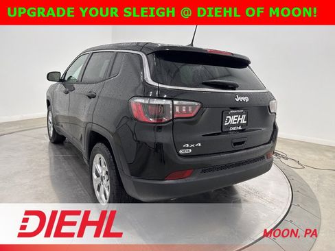 New 2025 Jeep Compass Sport image 5