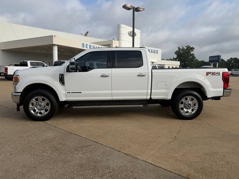 Used 2021 Ford F250 XLT w/ XLT Premium Package AWD/4WD image 2
