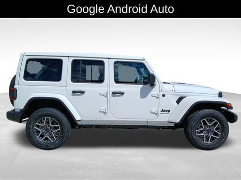 New 2025 Jeep Wrangler Sahara w/ Technology Group image 7