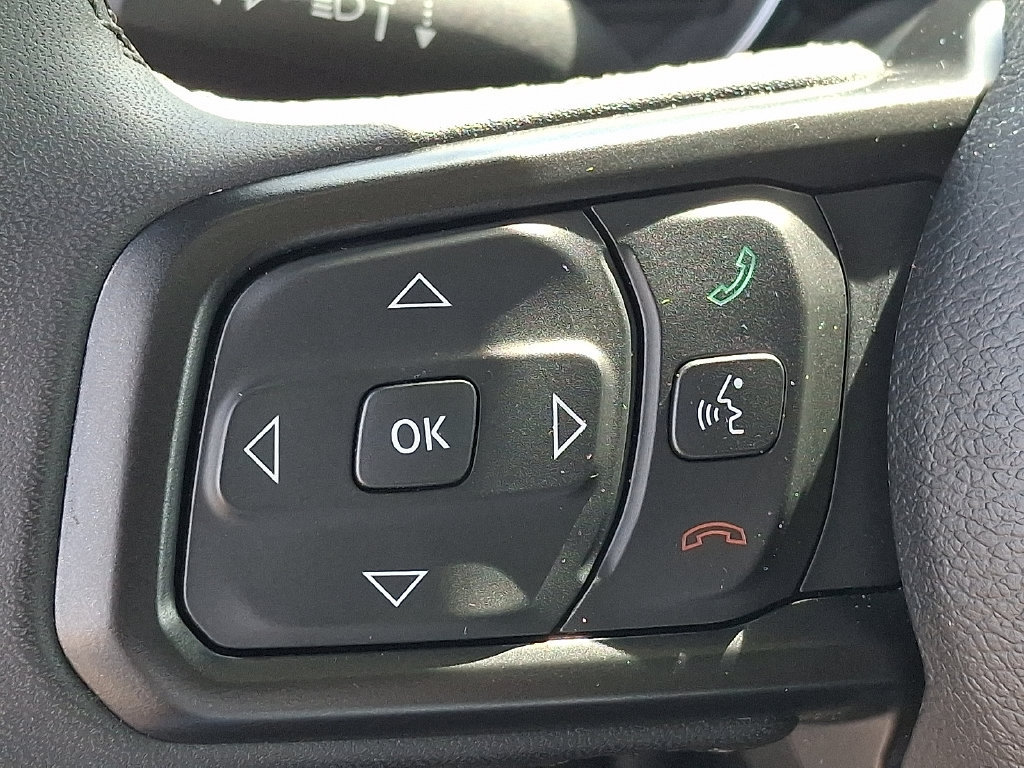 Used 2023 Jeep Wrangler Unlimited w/ Convenience Group AWD/4WD image 21