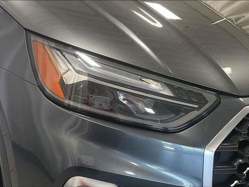 Used 2023 Audi Q5 2.0T Premium Plus w/ Premium Plus Package AWD/4WD image 33