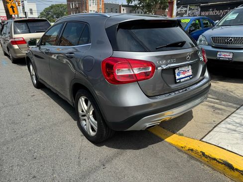 Used 2015 Mercedes-Benz GLA 250 4MATIC image 10