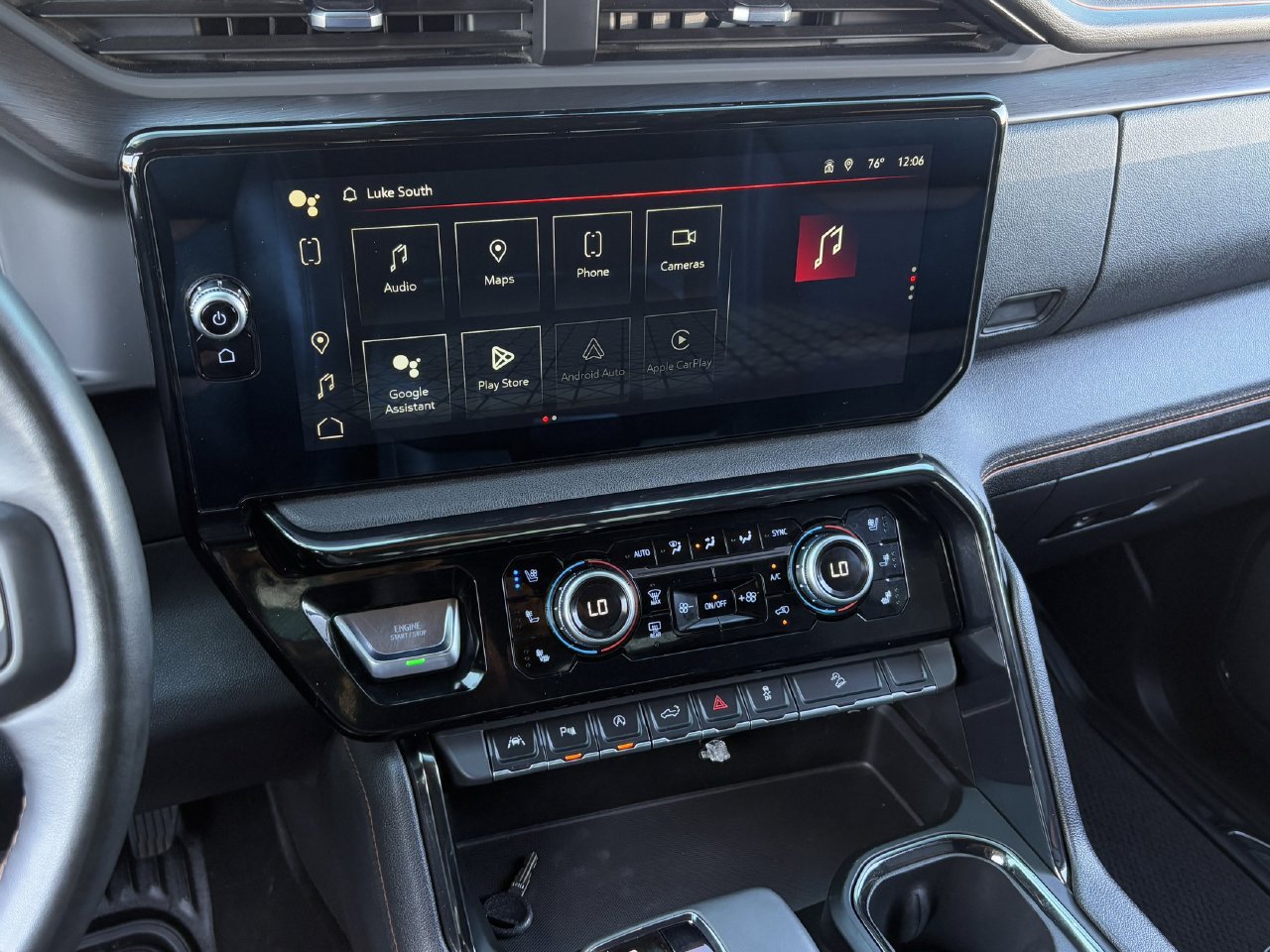 Used 2024 GMC Sierra 1500 AT4 w/ Technology Package AWD/4WD image 20