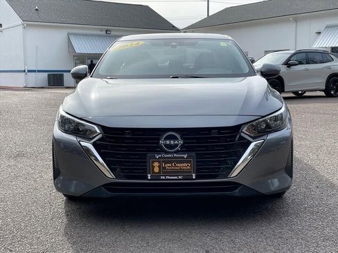 Used 2024 Nissan Sentra SV image 9