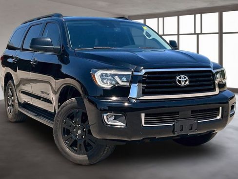 Used 2019 Toyota Sequoia TRD Sport w/ TRD Sport Premium Package image 3