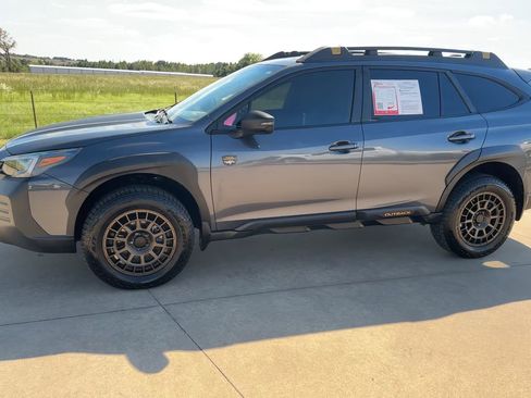 Used 2022 Subaru Outback Wilderness image 4
